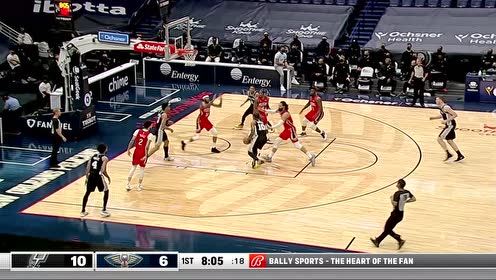 【2021年04月25日 马刺vs鹈鹕集锦】防守毫无作用 德罗赞硬扛防守上篮命中