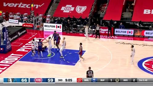 【2021年04月30日 独行侠vs活塞集锦】小哈达威直冲篮下 强势打成失衡2+1