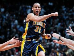 雷吉-米勒场均数据亮眼，投篮效率高