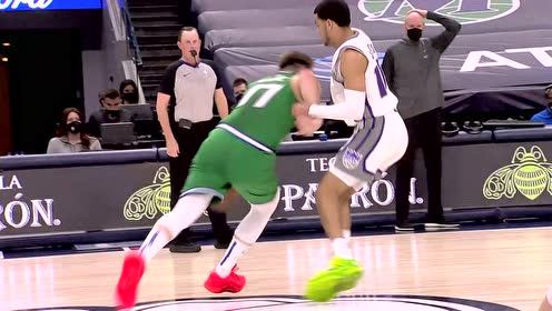 【2021年05月03日 国王vs独行侠集锦】银鞍照白马飒沓如流星 东契奇骑马射箭抛投中靶