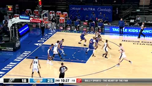 【2021年05月14日 马刺vs尼克斯集锦】态度很坚决 穆雷见缝插针突破上篮打成2+1