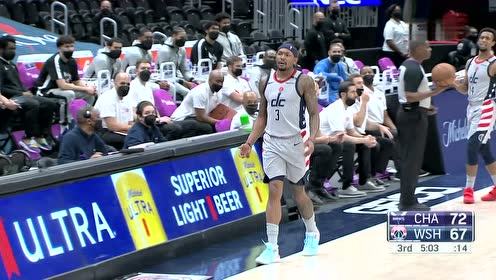 【2021年05月17日 黄蜂vs奇才集锦】教练你在逗我？比尔不满被换下无奈摊手