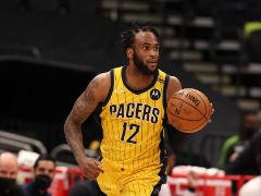 NBA精彩图片：步行者125-113战胜猛龙