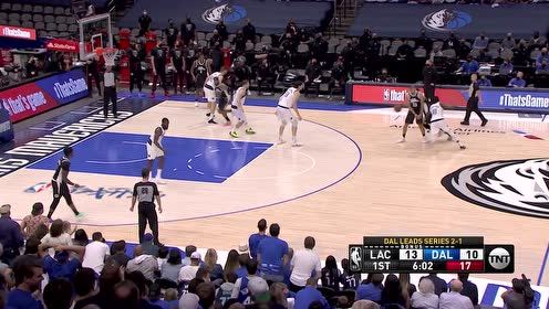 【2021年05月31日 快船vs独行侠集锦】一寸长一寸强！博班篮下被五人死死包围愣是将球放进篮筐