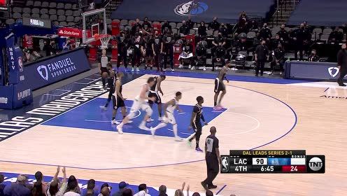 【2021年05月31日 快船vs独行侠集锦】伤害不大侮辱性极强！博班抢板上篮快船全员目送