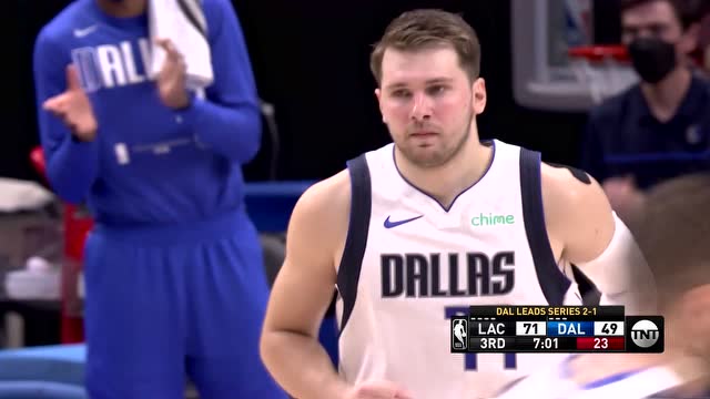 【2021年05月31日 快船vs独行侠集锦】东契奇中投出手还没完 搭线波神无解中距离再续一记