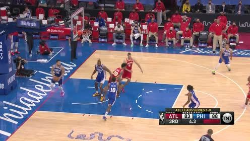 【2021年06月09日 老鹰vs76人集锦】时间掐得刚刚好 米尔顿无惧双人围堵压哨三分命中