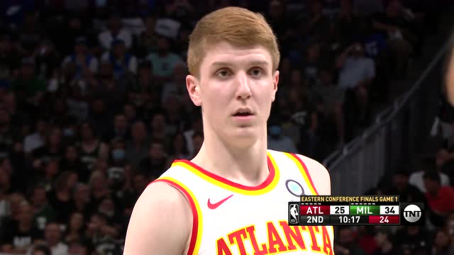 【2021年06月24日】老鹰vs雄鹿第2节英文原声回放