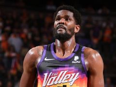 状元中锋艾顿单赛季季后赛4次以80%命中率砍下20+，24秒进攻时代，历史第一人