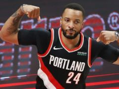 名记：诺曼-鲍威尔5年9000万重返开拓者