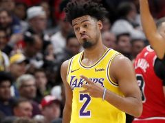 名记：奎因-库克与开拓者签下一份非保障合同