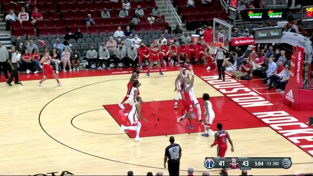 【2021年10月06日 奇才vs火箭集锦】这防守形同虚设 比尔强杀篮下上篮打进