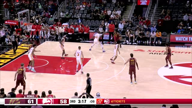 【2021年10月07日 骑士vs老鹰集锦】神兵天降吓你一跳 马尔卡宁拔地而起补扣得手