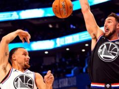 库里：克莱说对没入选75大感到很愤怒，我喜欢他这么说