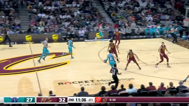 【2021年10月23日 黄蜂vs骑士集锦】塞克斯顿直突内线强硬打进 布里奇斯就地反击双臂暴扣回应