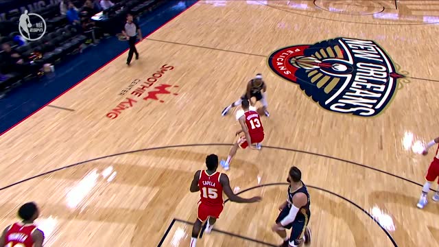 【2021年10月28日 老鹰vs鹈鹕集锦】格拉汉姆拜佛点飞对手，上演自己给自己空接