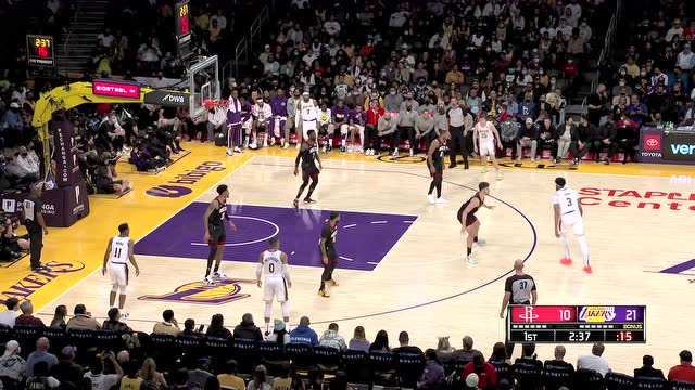 【2021年11月01日 火箭vs湖人集锦】威斯布鲁克抢断反击 安东尼气定神闲三分穿针