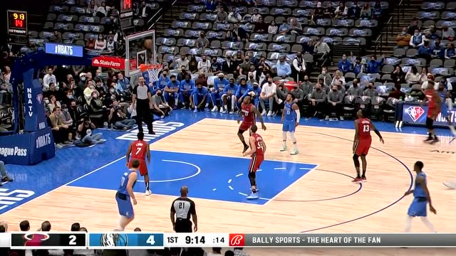 【2021年11月03日 热火vs独行侠集锦】火力全开 巴特勒接连冲击内线强势命中