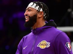 小个子阵容终极答案！浓眉本赛季唯一一位场均20分10篮板2盖帽球员