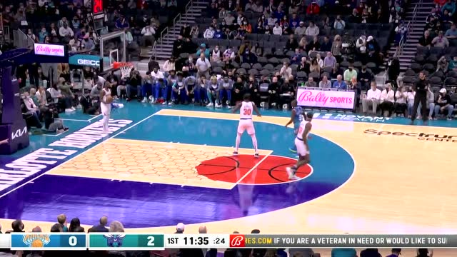 【2021年11月13日 尼克斯vs黄蜂集锦】三球眼疾手快妙手抢断 普拉姆利快攻吃饼空接炸筐