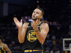 真心防不住！过去5场比赛库里场均可以拿到35.2分5.8篮板7.2助攻