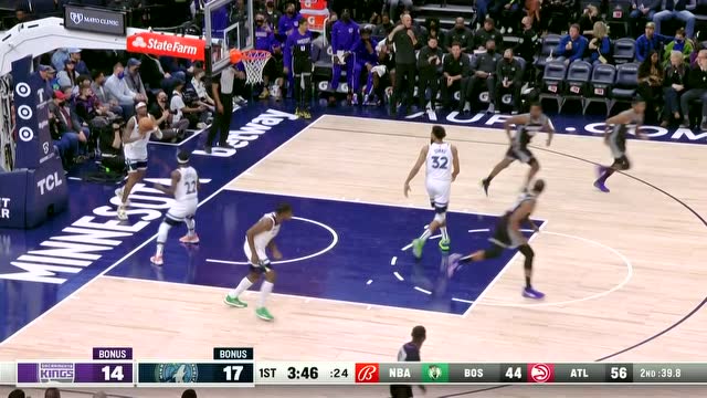 【2021年11月18日 国王vs森林狼集锦】北卡黑鹰起飞 巴恩斯突击篮下完成暴扣