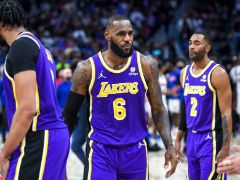 NBA官方：斯图尔特被禁赛2场，詹姆斯禁赛1场