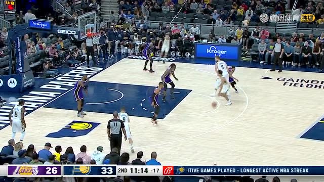 【2021年11月25日 湖人vs步行者集锦】防守形同虚设 麦康奈尔萨博尼斯连取6分打停湖人