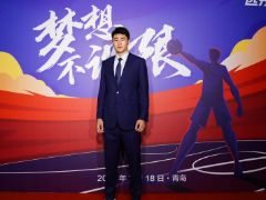 南京同曦换帅！刘铁指导上任