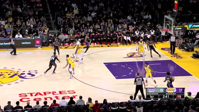 【2021年11月27日 国王vs湖人集锦】福克斯迎射浓眉 塔克不讲理摁帽希尔德