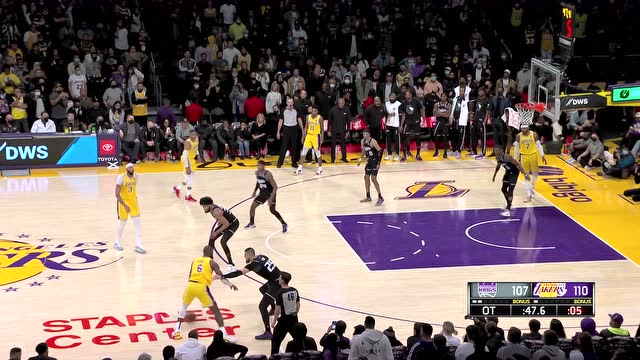 【2021年11月27日 国王vs湖人集锦】不到关键时刻不进 希尔德大心脏三分再度扳平