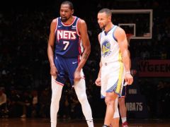 真有默契！杜兰特&库里两人出场数均为19场，场均都能拿到28.6分