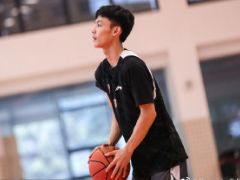 徐杰：披上国家队的战袍为国出征，是每个篮球人的梦想