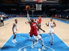 火箭方面希望沃尔担任球队替补角色