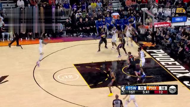 【2021年12月01日 勇士vs太阳集锦】心有灵犀一点通 格林助飞维金斯空接暴扣
