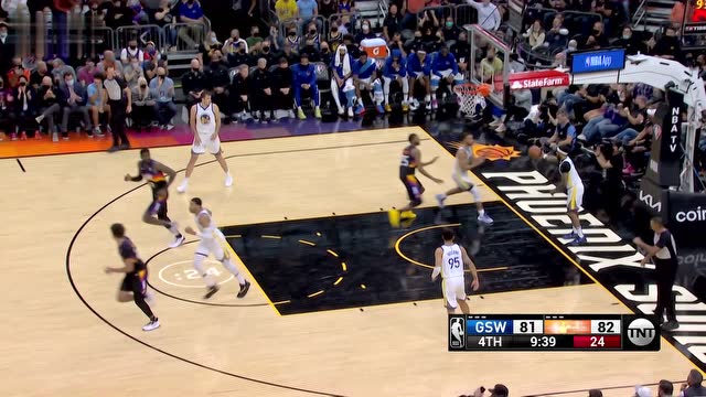 【2021年12月01日 勇士vs太阳集锦】招牌杀手锏 保罗中距离迎射别利察