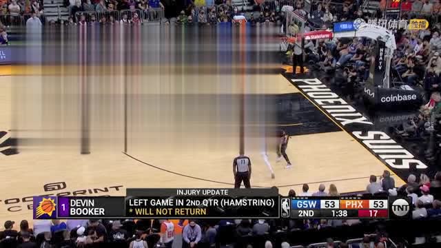 【2021年12月01日 勇士vs太阳集锦】布克左腿筋酸疼伤退离场 本场比赛不会回归