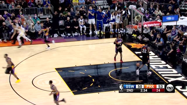 【2021年12月01日 勇士vs太阳集锦】防到脸上也能进 波特底角三分一发入魂