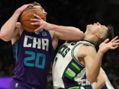 【NBA常规赛】黄蜂vs雄鹿图片集