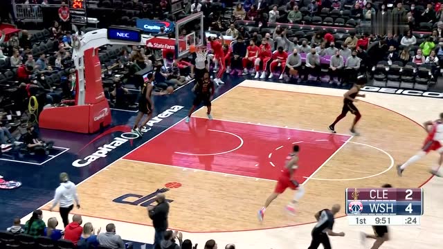 【2021年12月04日 骑士vs奇才集锦】又帅又能打 库兹马飘逸上篮轻松写意