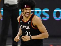 28分13篮板2助攻1抢断2盖帽！阿伦得分追平生涯纪录