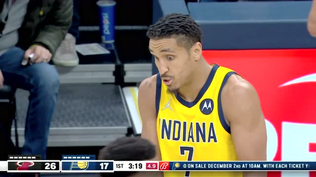 【2021年12月04日 热火vs步行者集锦】手感热得发烫！邓罗底角极限3+1证明实力