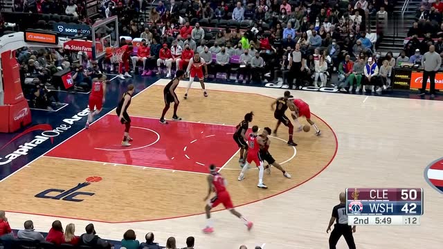 【2021年12月04日 骑士vs奇才集锦】严防死守不给机会 比尔拍马赶到送追身大帽