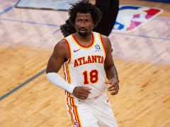 官方：老鹰宣布球队前锋所罗门-希尔右侧腘绳肌腱撕裂，赛季报销