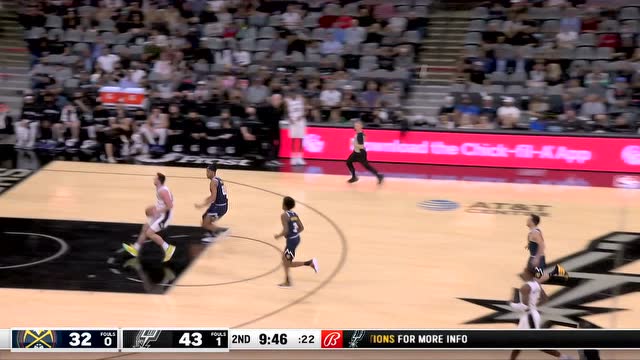 【2021年12月10日 掘金vs马刺集锦】穆雷超远连线 尤班克斯顶着防守把球放进