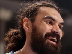 狂砍22失误，湖人末节遭遇灰熊暴打，威少失误超科比