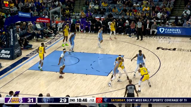 【2021年12月10日 湖人vs灰熊集锦】这就很尴尬了 艾灵顿空中传球篮下抛射偏出