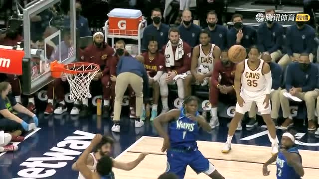 【2021年12月11日 骑士vs森林狼集锦】以逸待劳空中拦截 爱德华兹抡臂大帽扇飞卢比奥