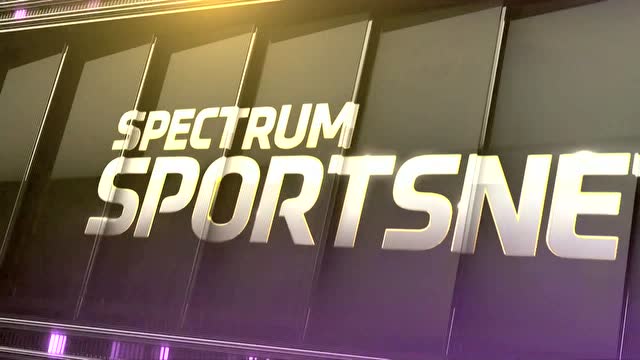 【2021年12月13日 魔术vs湖人集锦】大马金刀冲击敌阵 詹姆斯大步流星空切上篮打进2+1