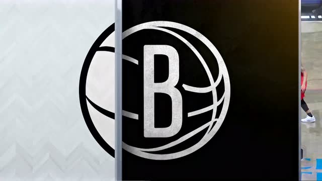 【2021年12月15日 猛龙vs篮网集锦】这该死的大脚丫子！杜兰特超大鞋码倒地被吹回场